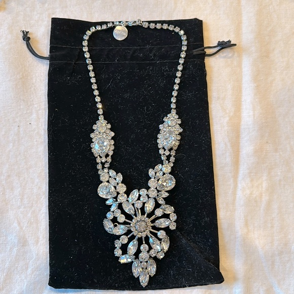 Tom Binns Jewelry - Tom Binns  Dumont Noir white crystal flower necklace Original statement necklace